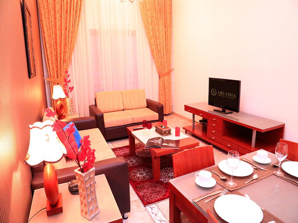 Arcadia Hotel Suites Шарджа Номер фото
