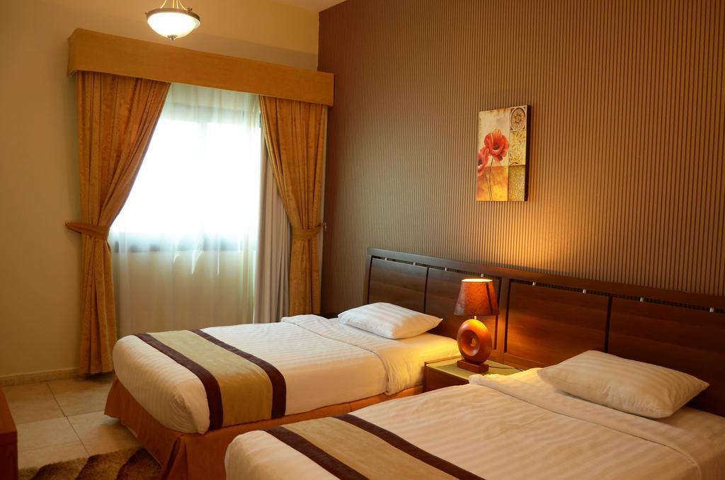 Arcadia Hotel Suites Шарджа Екстер'єр фото