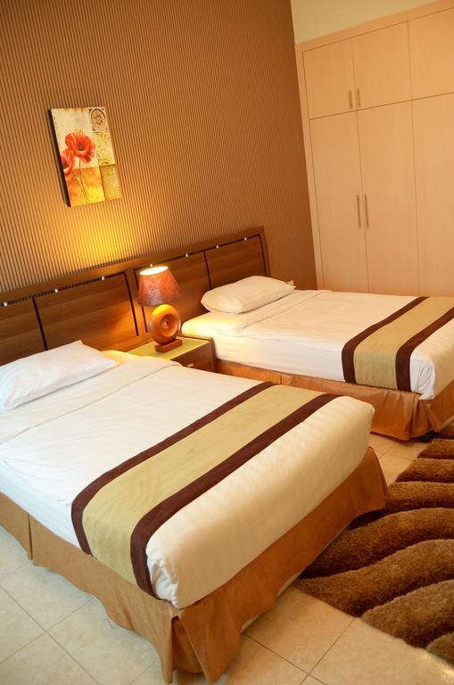 Arcadia Hotel Suites Шарджа Екстер'єр фото